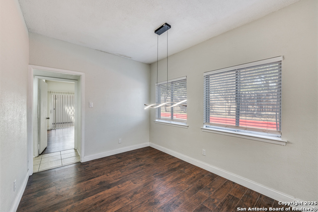 Image 9 of 23 For 7123 Thrush View 20