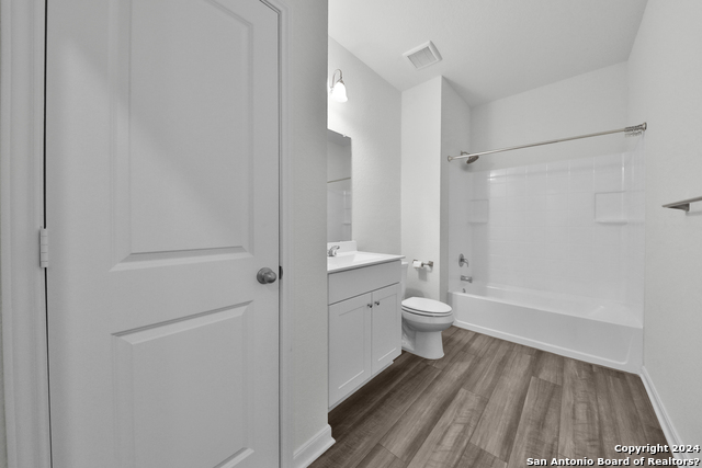 Image 24 of 50 For 12527 Corona Borealis