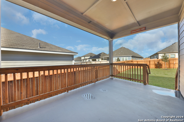 Image 42 of 50 For 12527 Corona Borealis