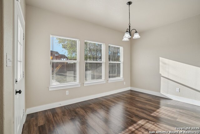 Image 11 of 33 For 8366 Ventura Blvd