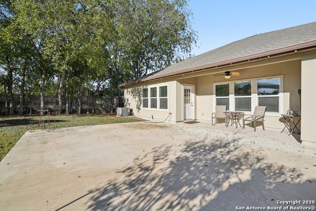 Image 28 of 33 For 8366 Ventura Blvd