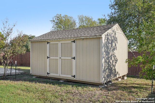 Image 31 of 33 For 8366 Ventura Blvd