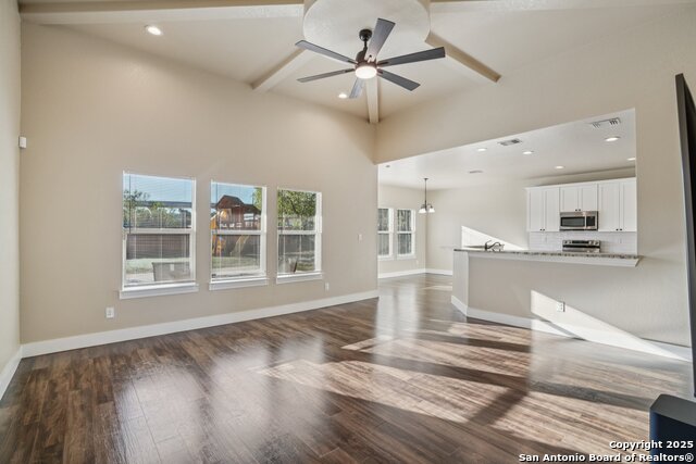 Image 8 of 33 For 8366 Ventura Blvd