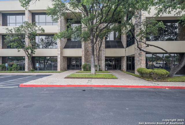 Listing photo id 9 for 12042 Blanco Rd  105