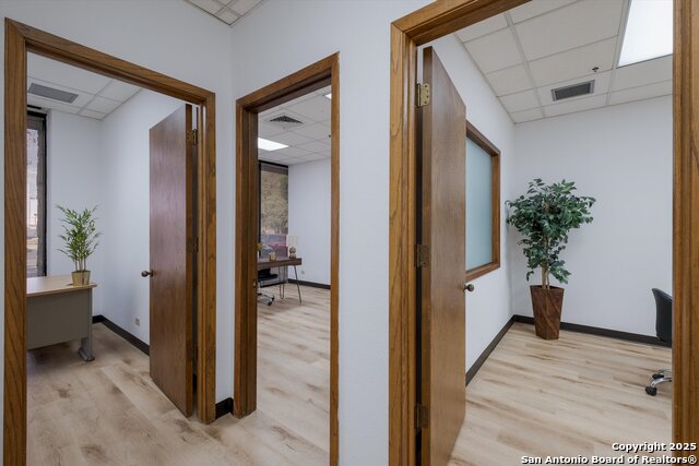 Listing photo id 5 for 12042 Blanco Rd  105