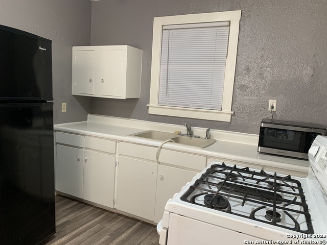 Image 3 of 9 For 485 Harding