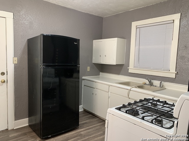 Image 5 of 10 For 485 Harding  