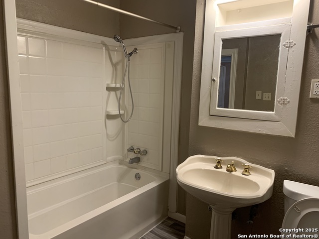 Image 7 of 10 For 485 Harding  