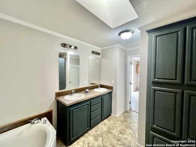 Image 7 of 10 For 862 Wetz