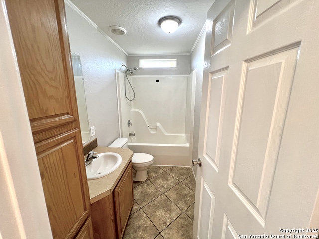 Image 8 of 10 For 862 Wetz