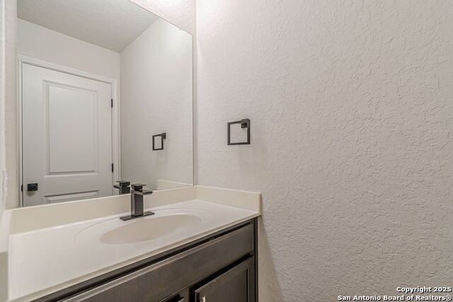 Image 11 of 99 For 9717 Baytown Coast