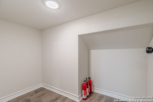 Image 31 of 99 For 9717 Baytown Coast