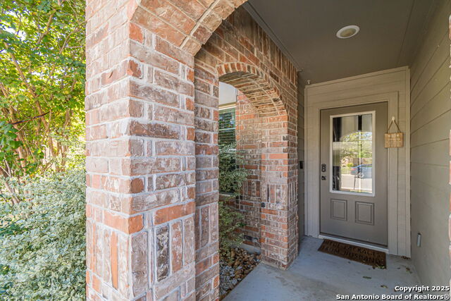 Image 5 of 99 For 9717 Baytown Coast