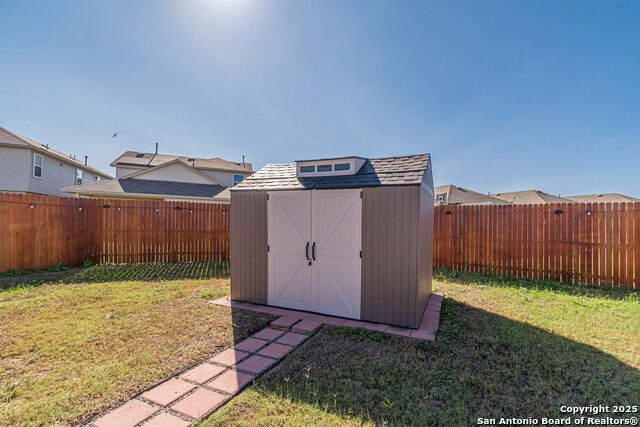 Image 81 of 99 For 9717 Baytown Coast