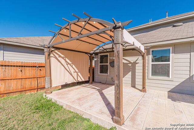 Image 84 of 99 For 9717 Baytown Coast