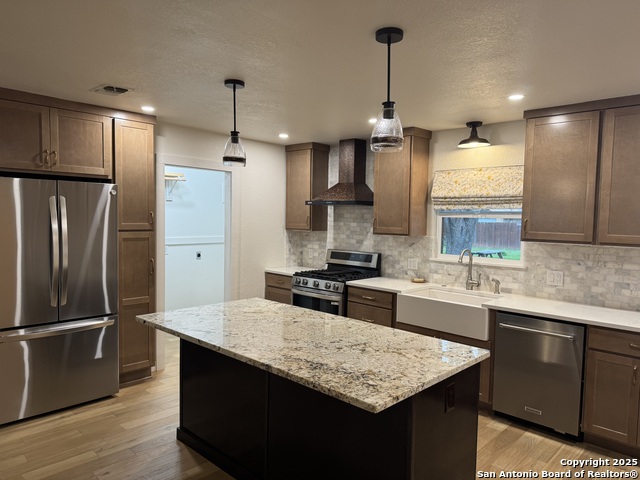 Image 12 of 42 For 121 Larkspur