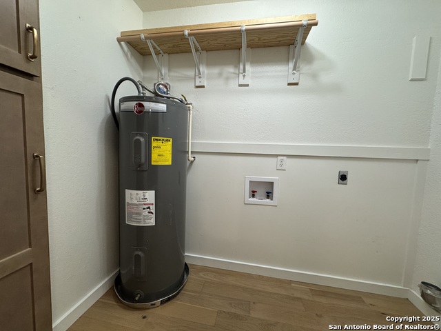 Image 13 of 42 For 121 Larkspur