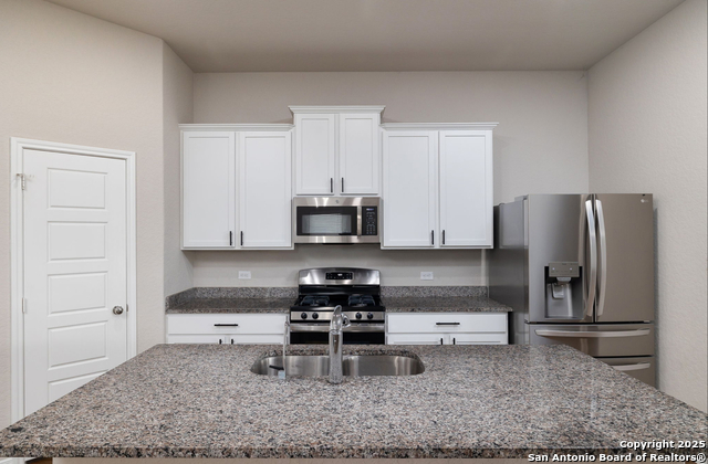 Image 25 of 39 For 6808 Cetera Crossing