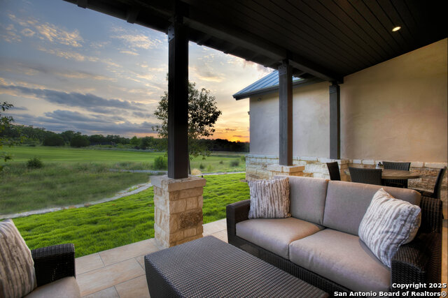 Image 26 of 34 For 11 Wynstone