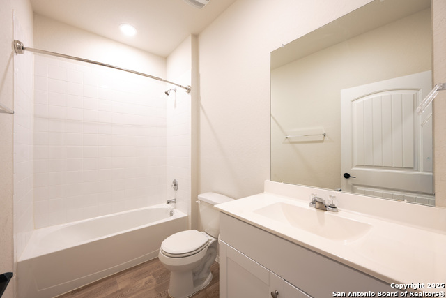 Image 6 of 24 For 560 Chaco Loop