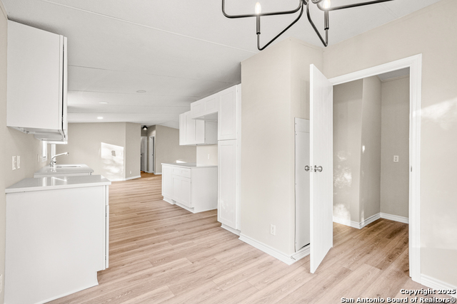 Image 11 of 22 For 5246 Savannah Way