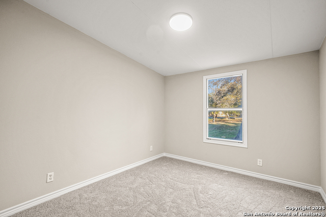 Image 13 of 22 For 5246 Savannah Way