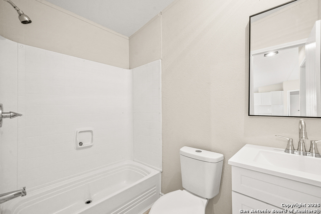 Image 15 of 22 For 5246 Savannah Way