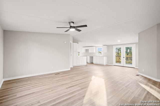 Image 6 of 22 For 5246 Savannah Way