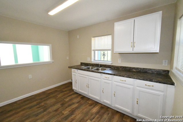 Image 5 of 14 For 1809 Arbor  