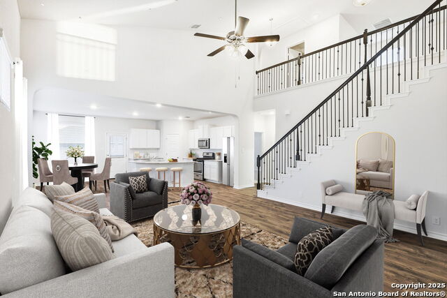 Image 12 of 58 For 8512 Murray Grey