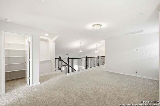 Image 25 of 58 For 8512 Murray Grey