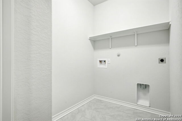 Image 36 of 58 For 8512 Murray Grey