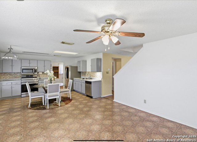 Image 10 of 26 For 6107 Ferrysage Dr