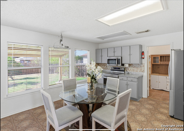 Image 13 of 26 For 6107 Ferrysage Dr