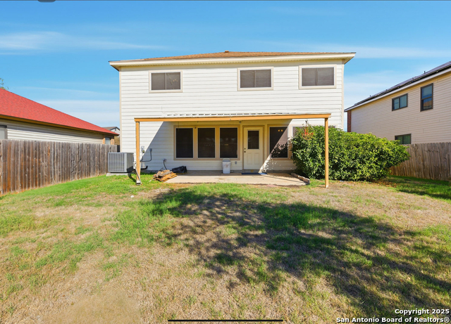 Image 4 of 26 For 6107 Ferrysage Dr