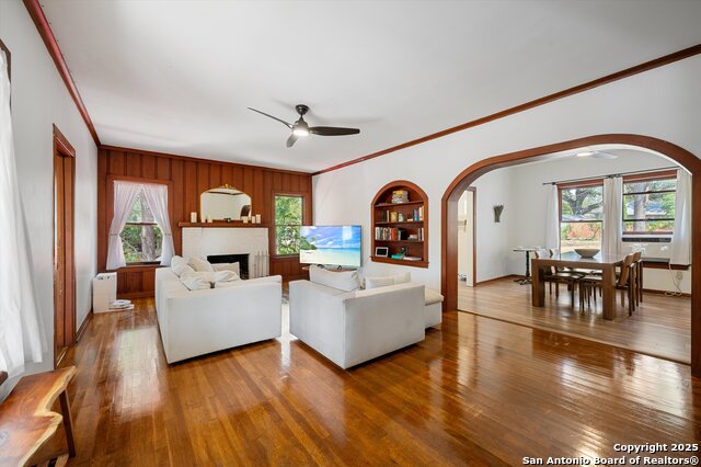 Image 5 of 28 For 1411 E Highland Blvd