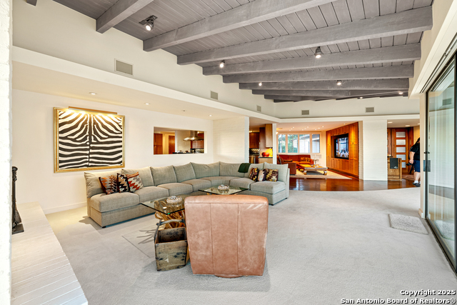 Image 13 of 70 For 203 Lakeridge