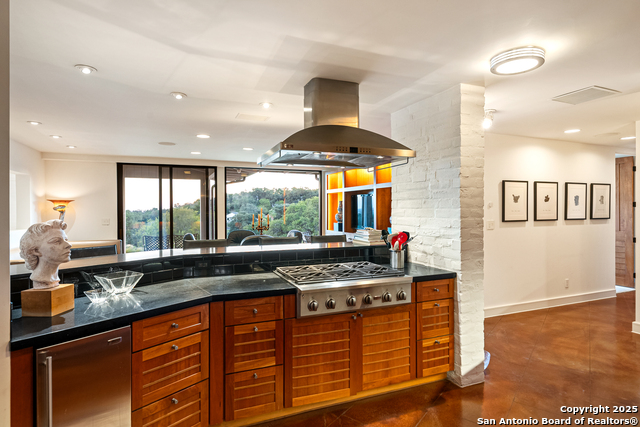 Image 17 of 70 For 203 Lakeridge