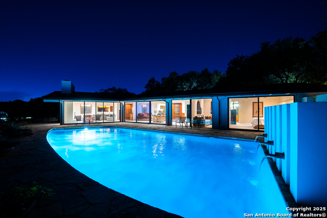 Image 2 of 70 For 203 Lakeridge