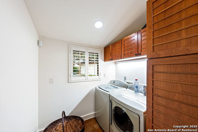 Image 23 of 70 For 203 Lakeridge