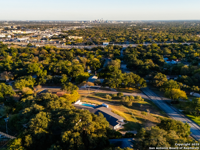 Image 66 of 70 For 203 Lakeridge