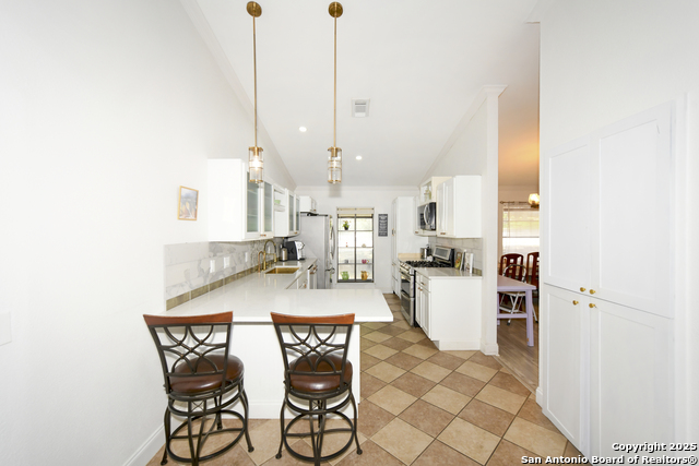 Image 10 of 40 For 8702 Collingwood N