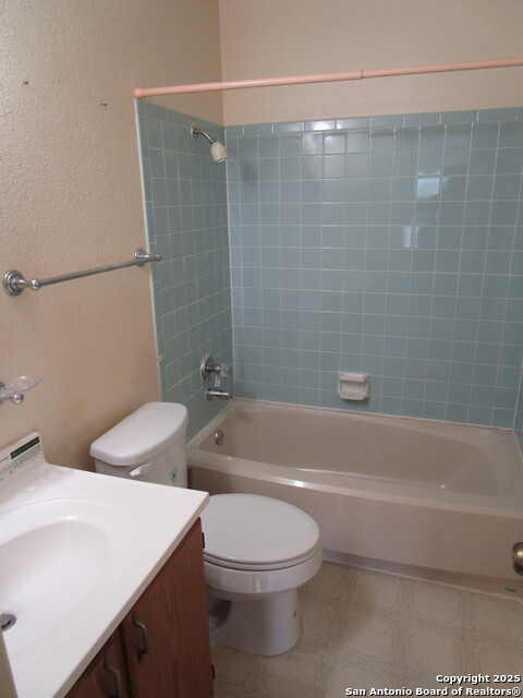 Image 10 of 15 For 7555 Branston