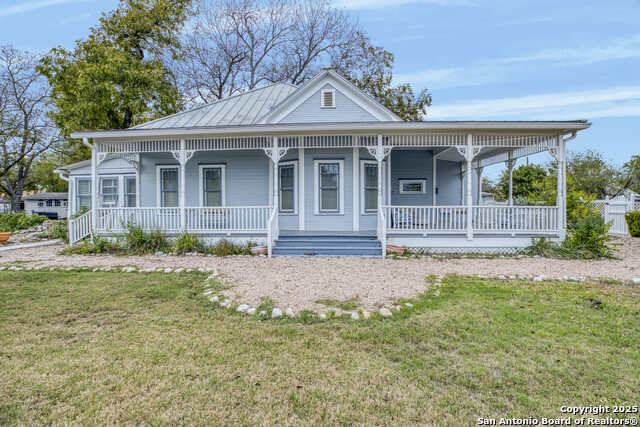 Details for 1201 10th Street, Hondo, TX 78861