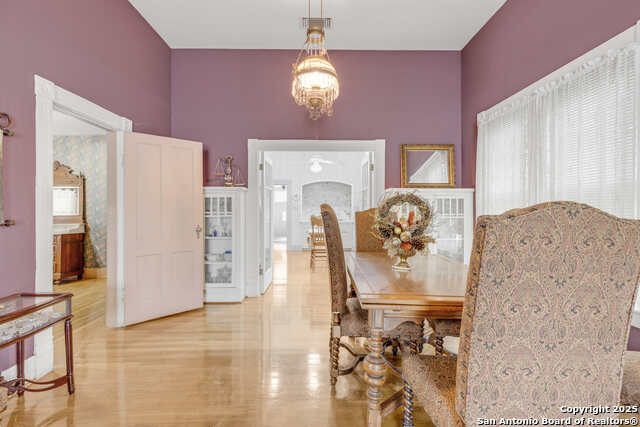 Listing photo id 8 for 1201 10th Street