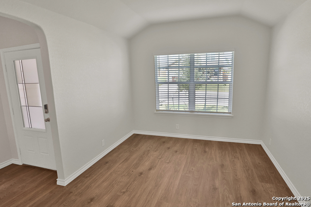 Image 20 of 20 For 183 Ringed Plover