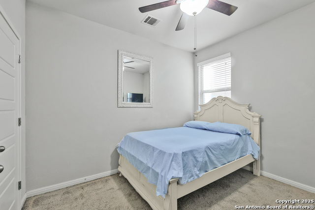 Image 15 of 22 For 11626 Tribute Oaks