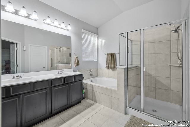 Image 19 of 22 For 11626 Tribute Oaks