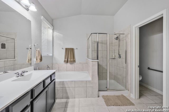 Image 20 of 22 For 11626 Tribute Oaks