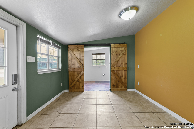 Image 15 of 33 For 16097 Trawalter Rd